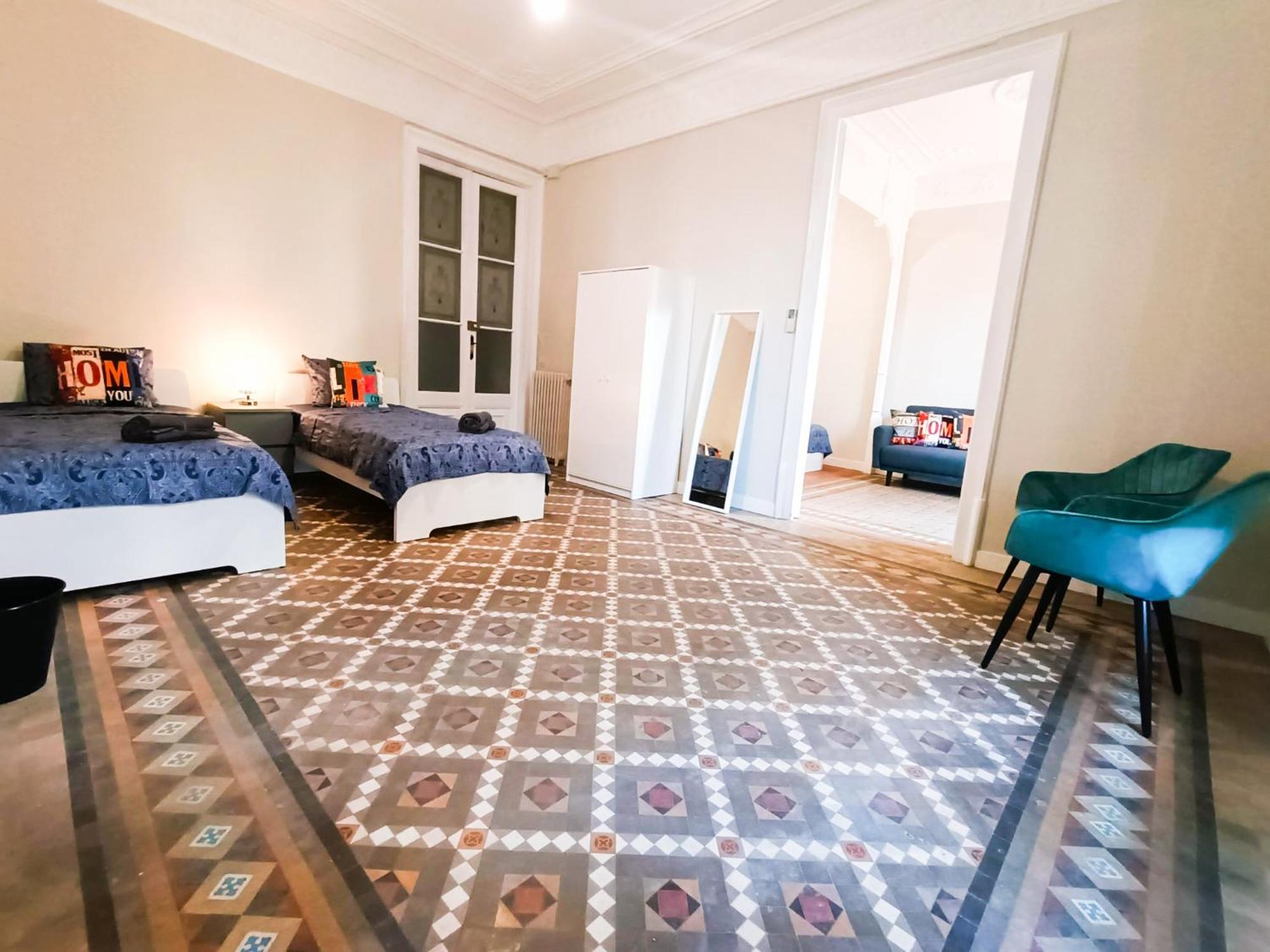Private Rooms By Plaza Catalunya Barcelona Exterior photo